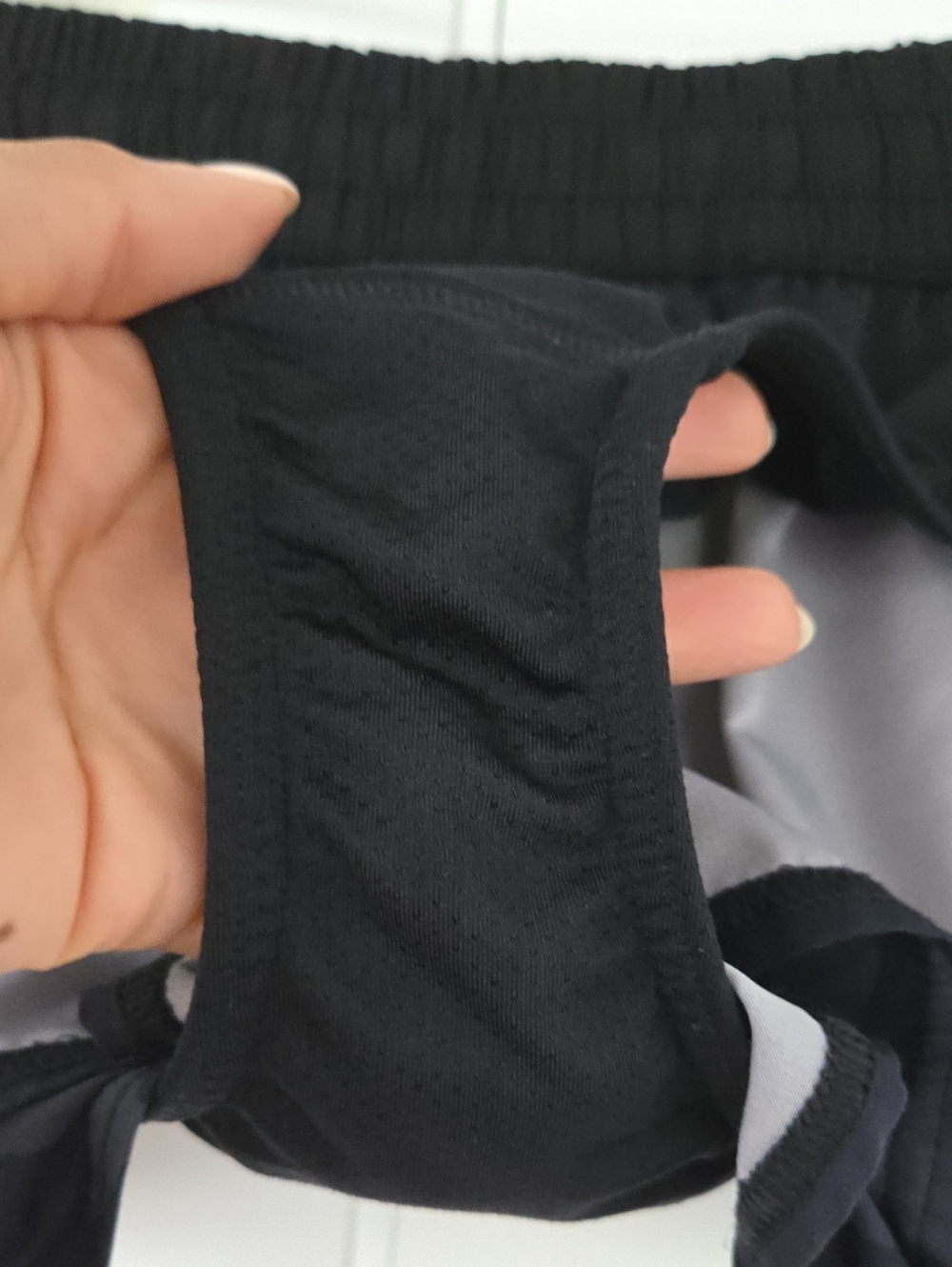 Vuori Clementine Black Camo + Lululemon Run Speed Shorts Small Bundle Running - Picture 7 of 16